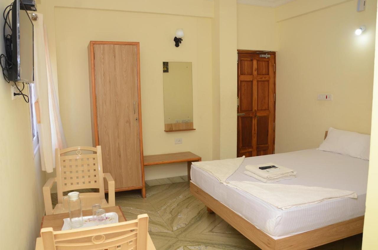 Hari Iyer Residency Hotel Tiruchchendūr Zewnętrze zdjęcie
