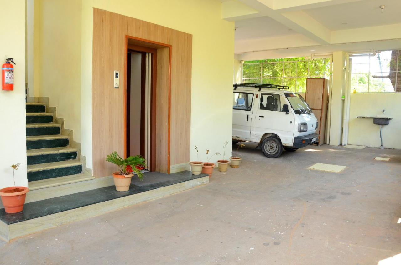 Hari Iyer Residency Hotel Tiruchchendūr Zewnętrze zdjęcie